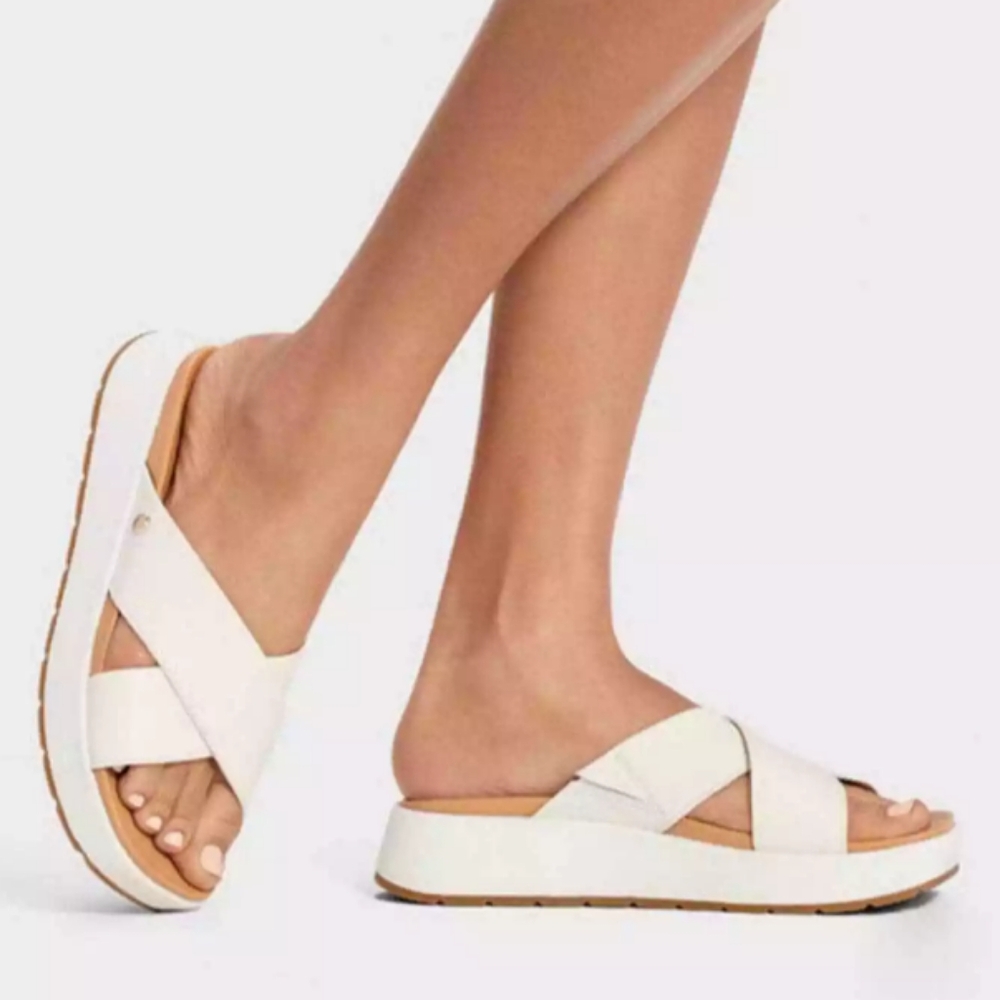 UGG Women's Emily White Patent Leather Sandals Size 7
